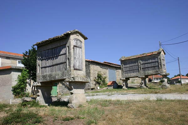 Hórreos en Vilar de Barrio - Galicia
