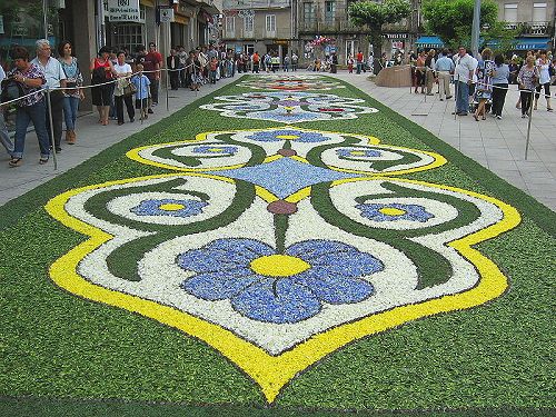 Alfombras florais na festa de Corpus en Ponteareas - Galicia